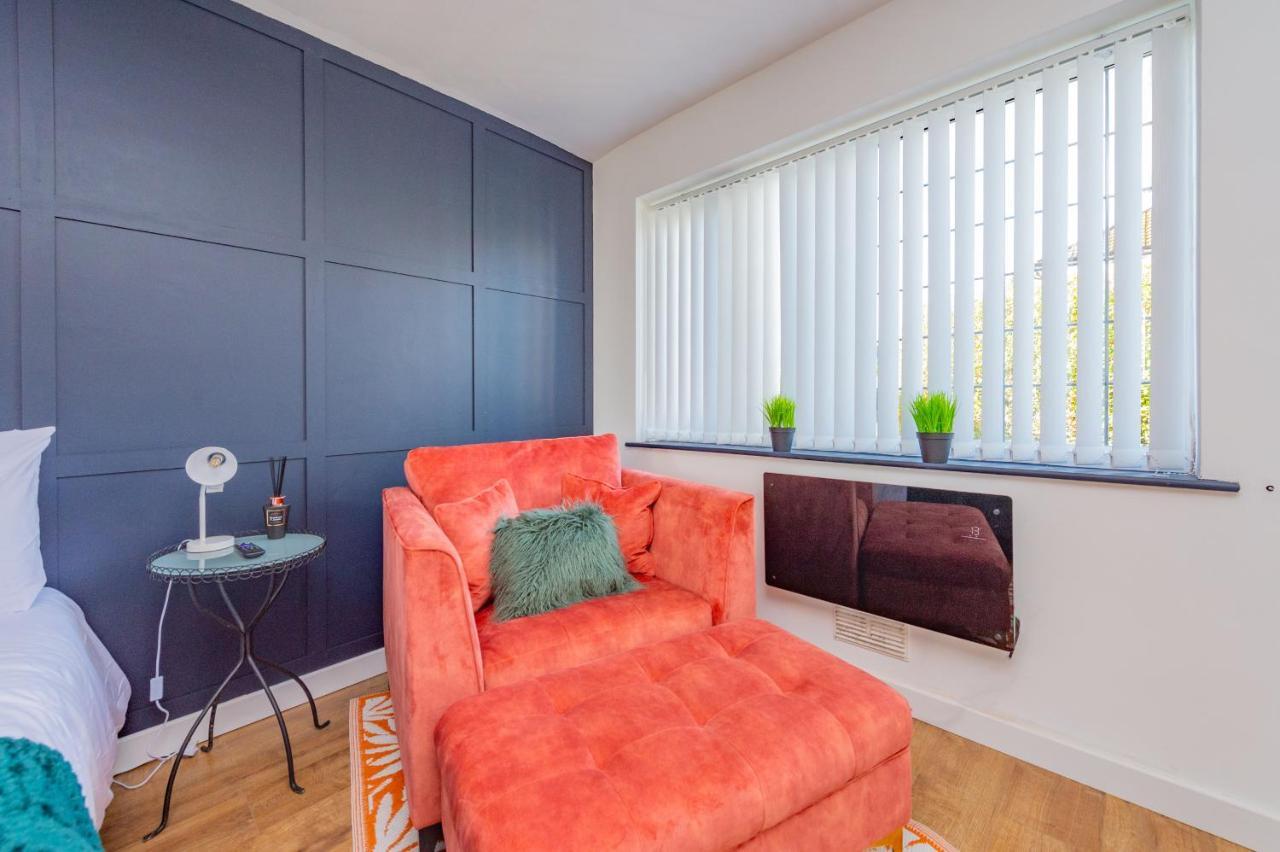 Studio Annexe By Papermill, Deeside - En-Suite, Heswall Εξωτερικό φωτογραφία